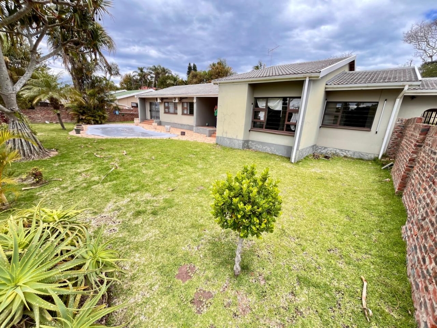 To Let 4 Bedroom Property for Rent in Stirling Eastern Cape